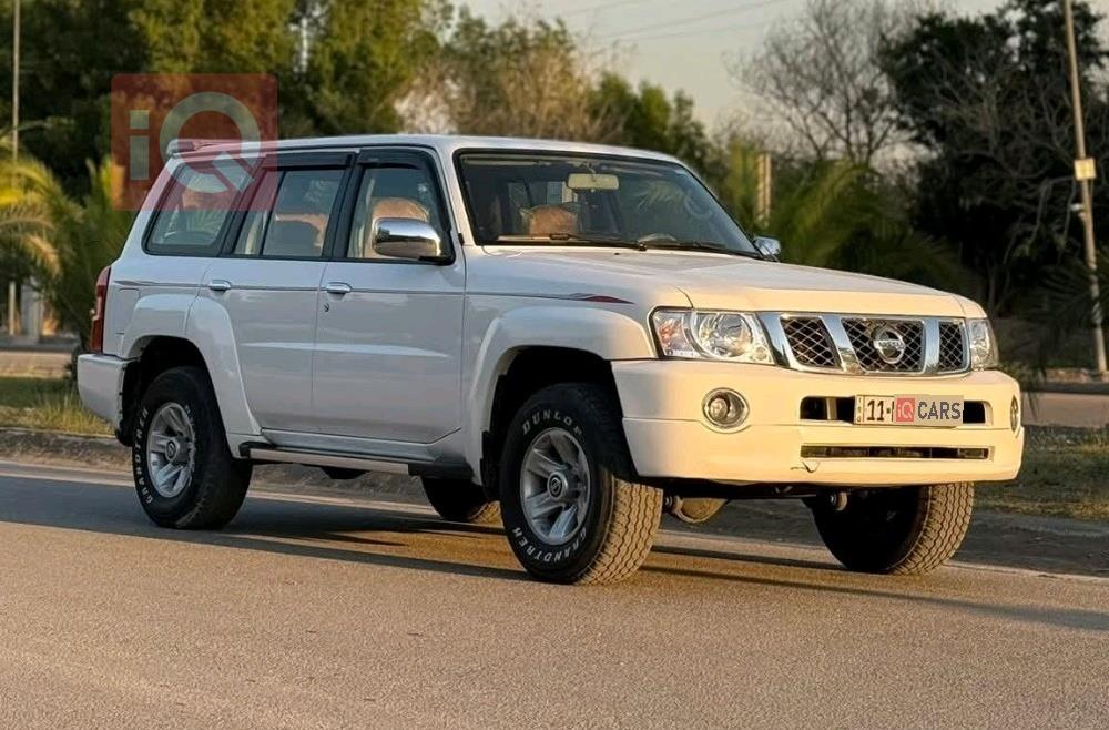 نیسان پاترۆل سەفاری